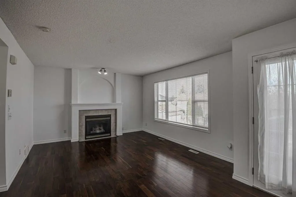 217 Somerside Close SW