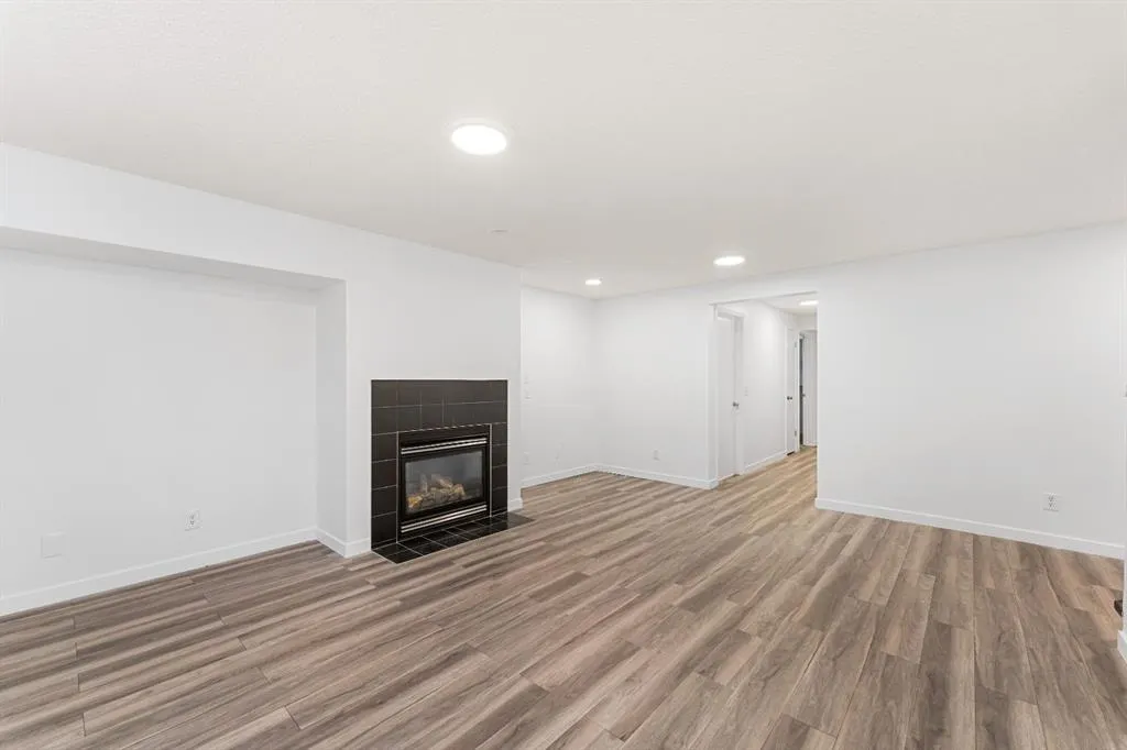 203 Prestwick Heights SE