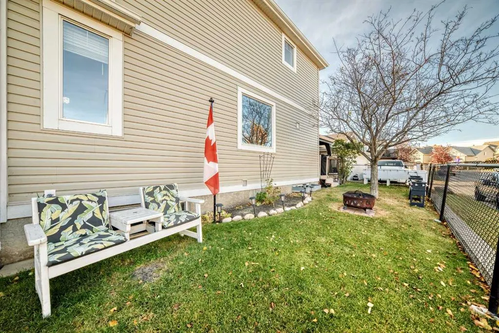 202 Copperfield Grove SE