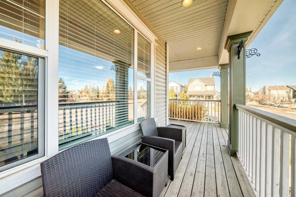 202 Copperfield Grove SE