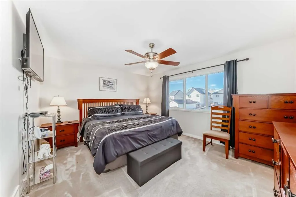 202 Copperfield Grove SE