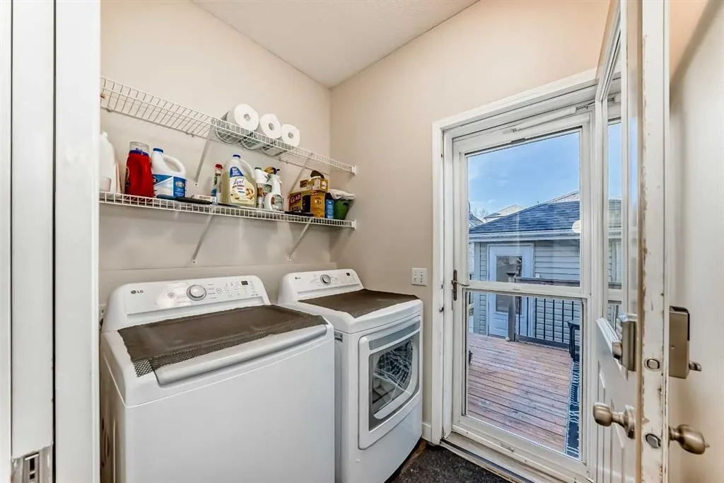 202 Copperfield Grove SE