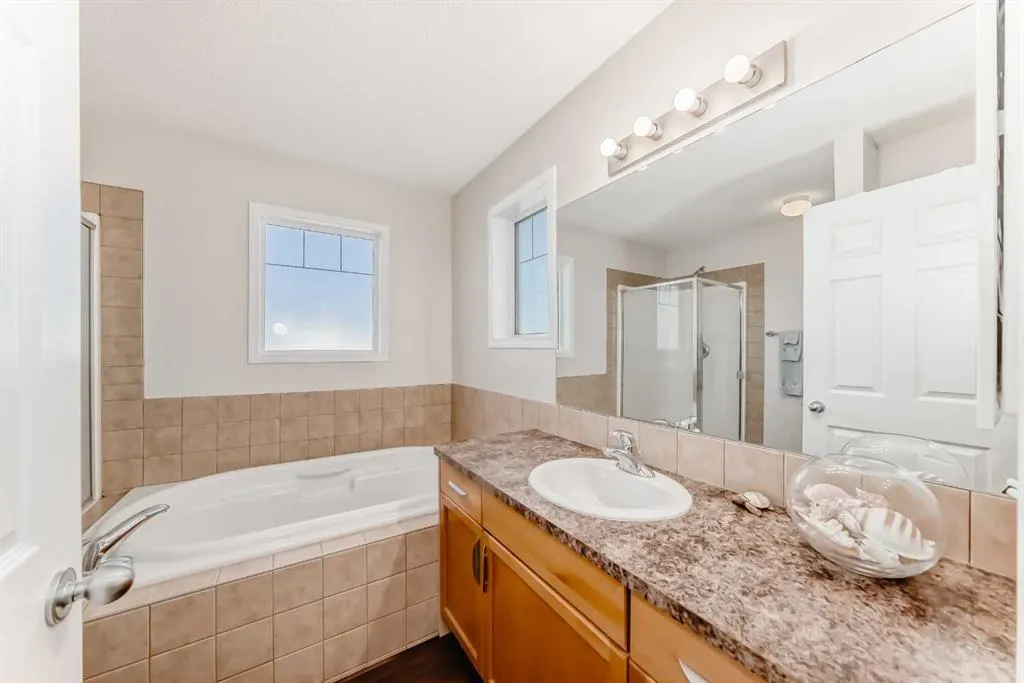 202 Copperfield Grove SE