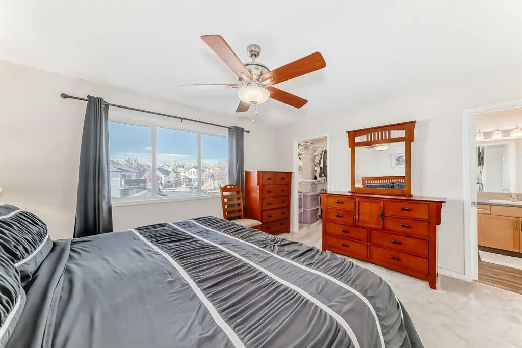 202 Copperfield Grove SE