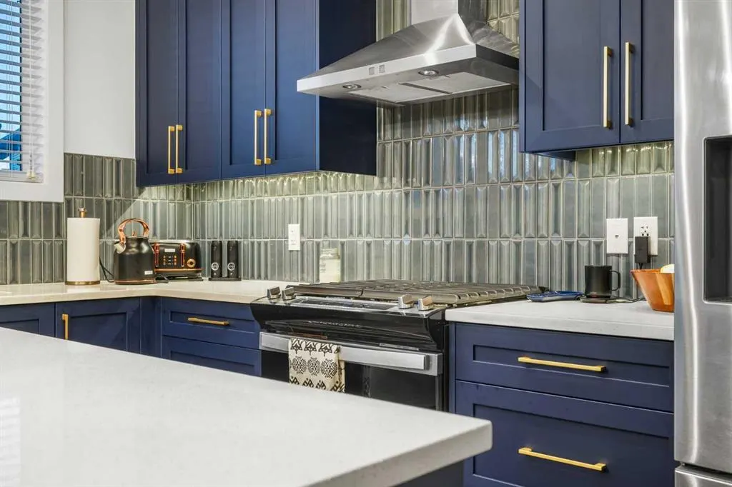 169 Dawson Harbour Heights