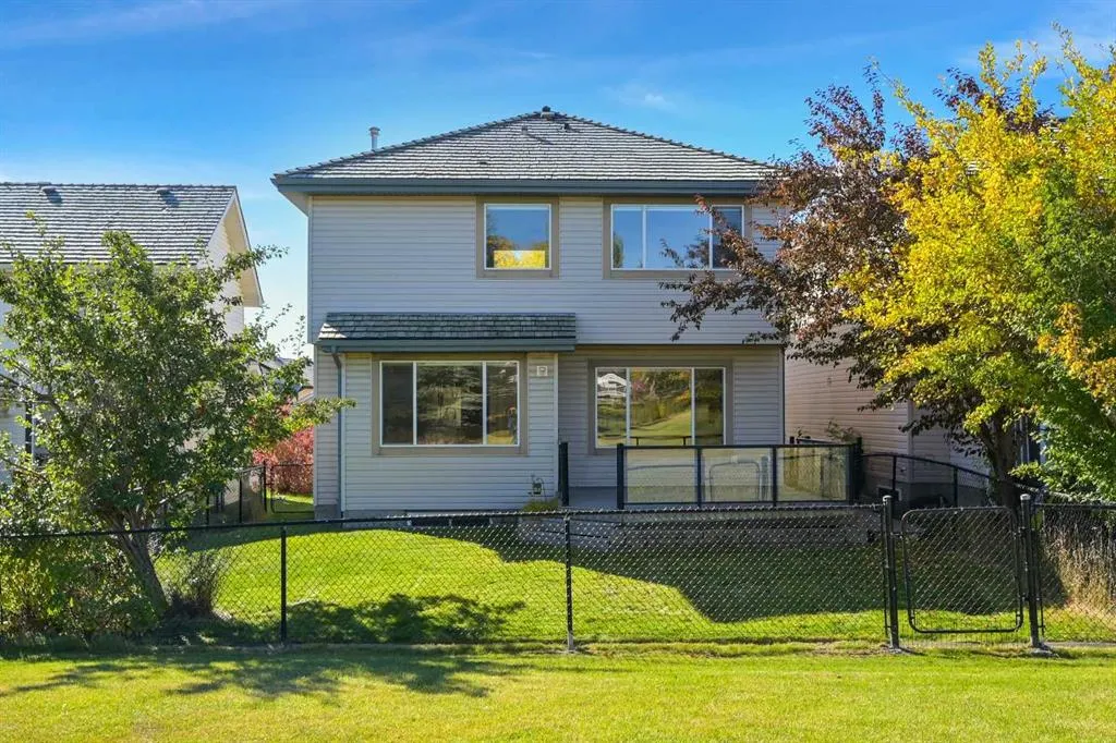 7936 Springbank Boulevard SW