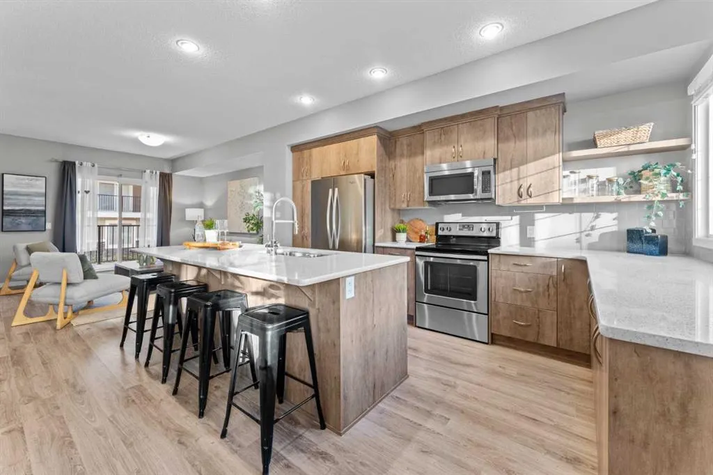 108 Nolanlake Villas NW