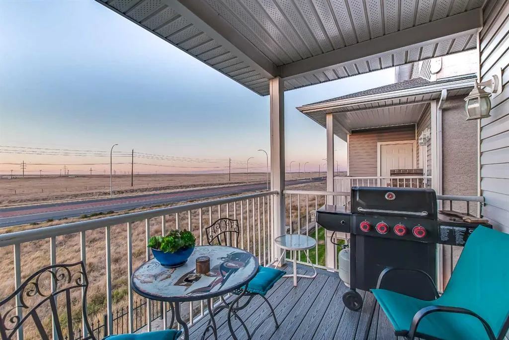 208 Northlands Pointe NE