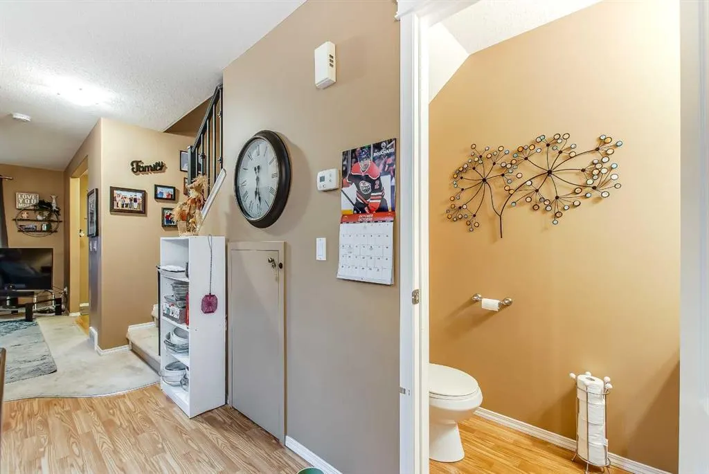 208 Northlands Pointe NE