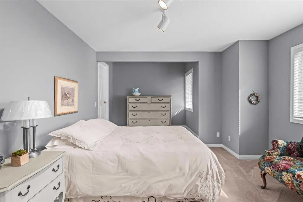 164 Rundle Drive, #18