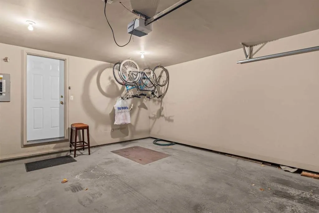 164 Rundle Drive, #18