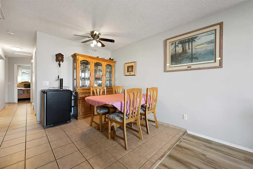 7 Falbury Crescent NE