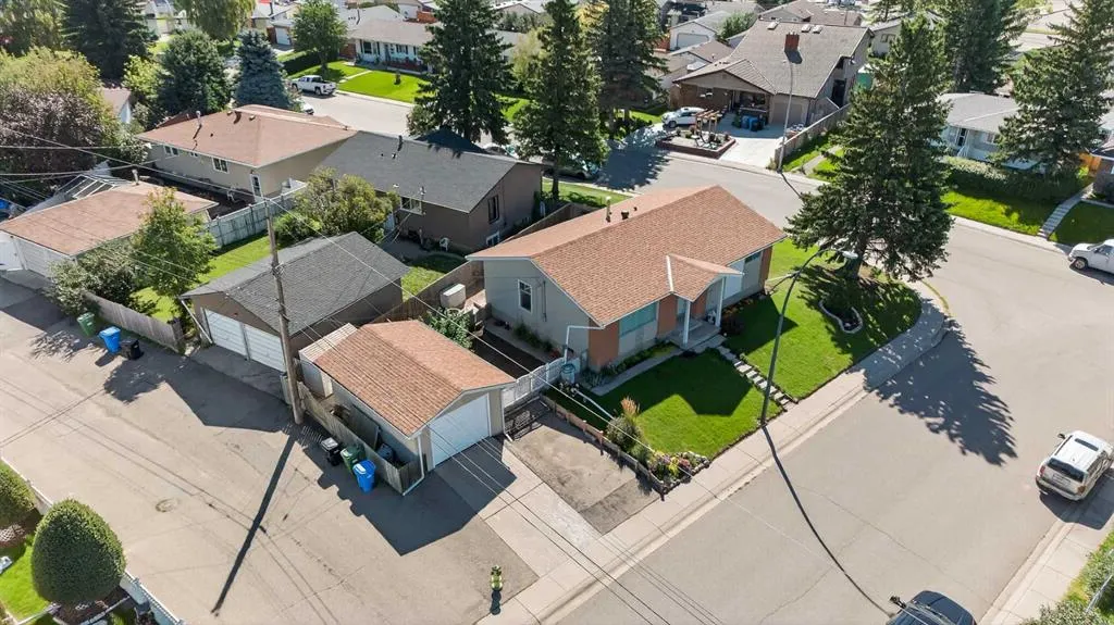 204 Martell Road NE