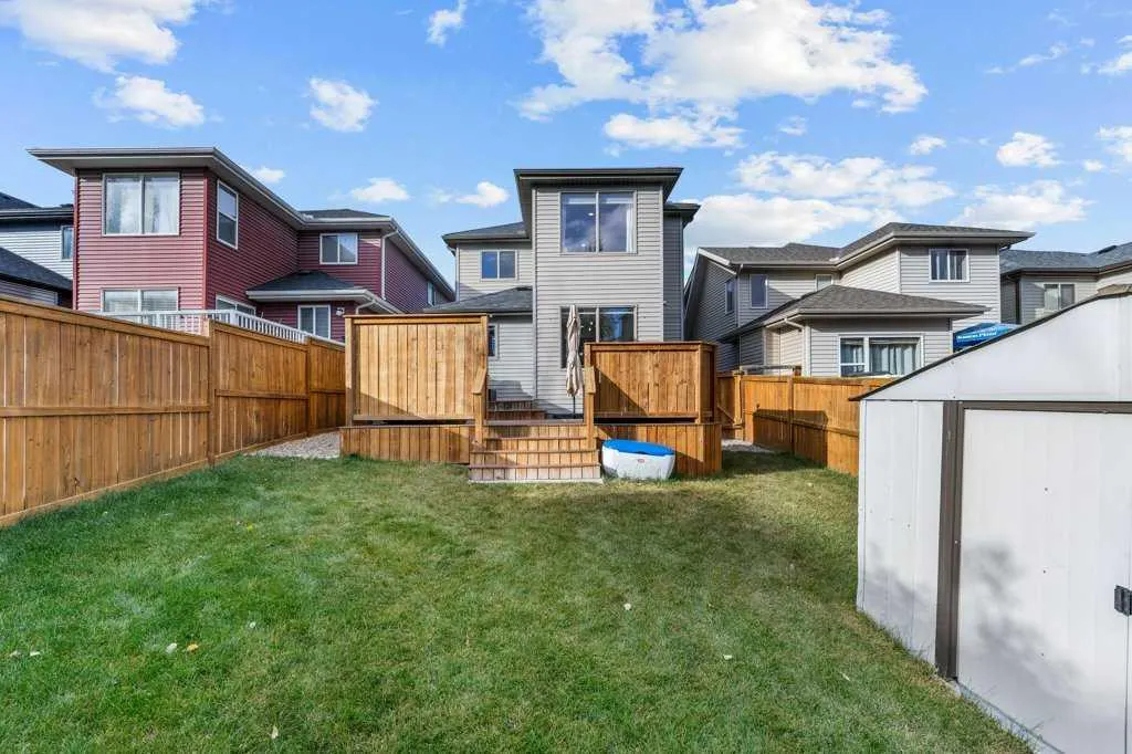 184 Sage Valley Drive NW