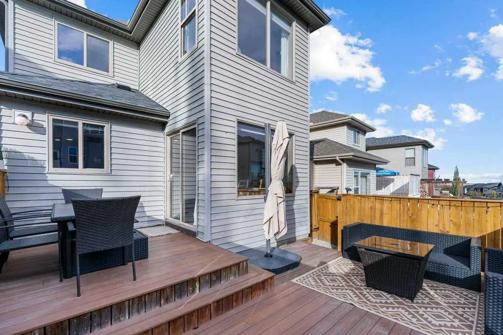184 Sage Valley Drive NW