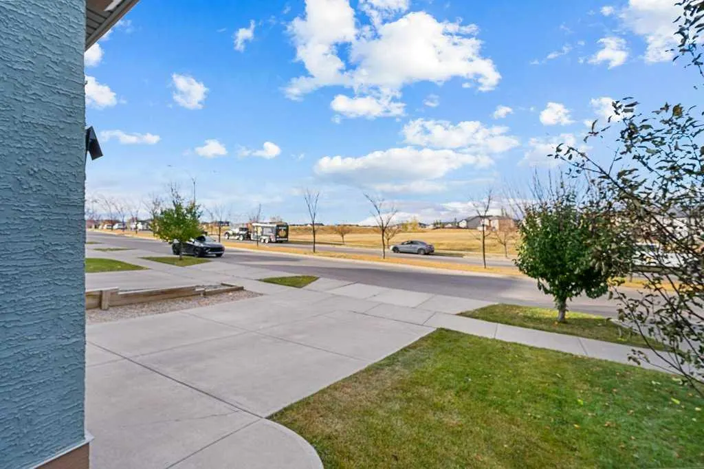 184 Sage Valley Drive NW