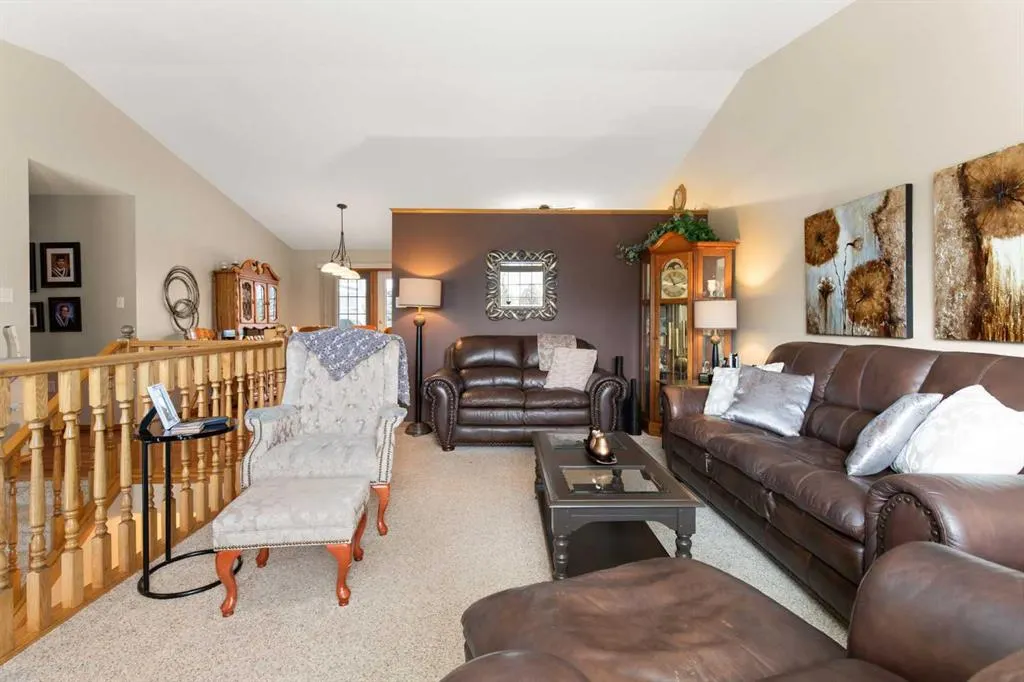361 Sprague Way SE