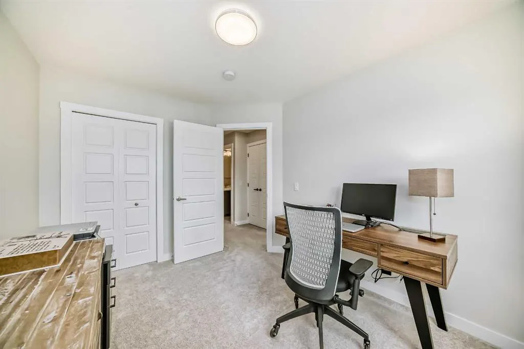 934 Cobblemore Common SW