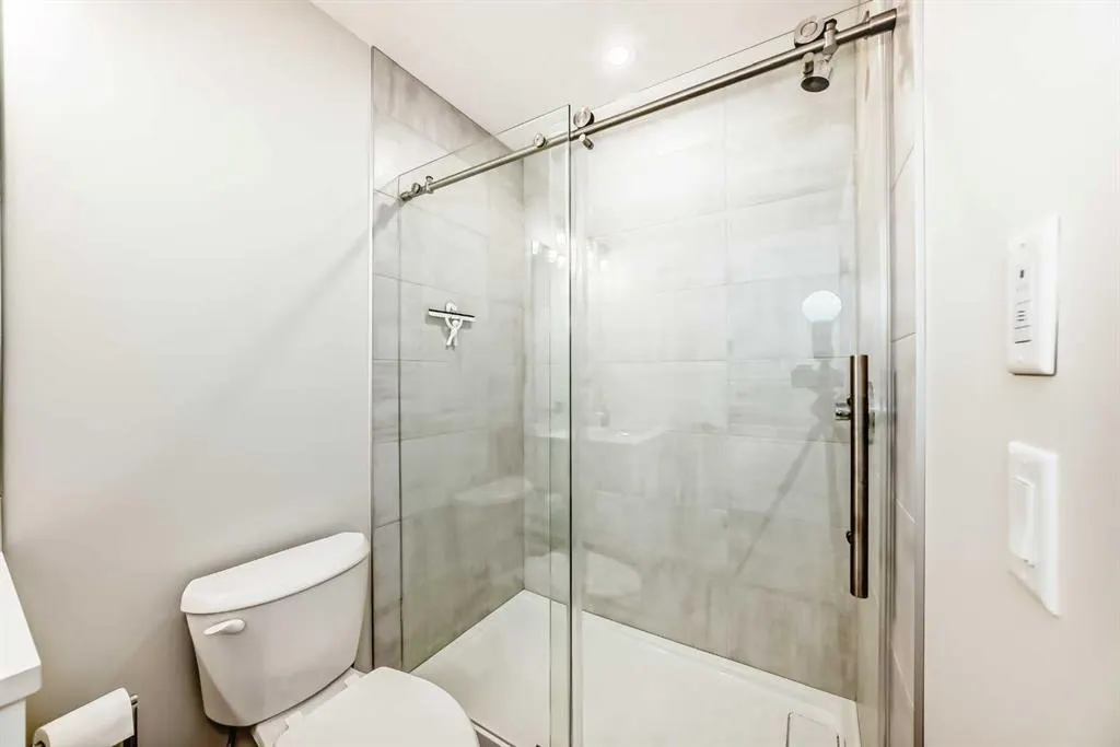 934 Cobblemore Common SW