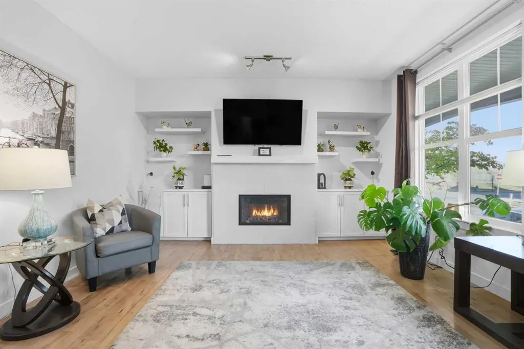309 Mckenzie Towne Gate SE