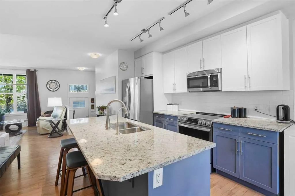 309 Mckenzie Towne Gate SE