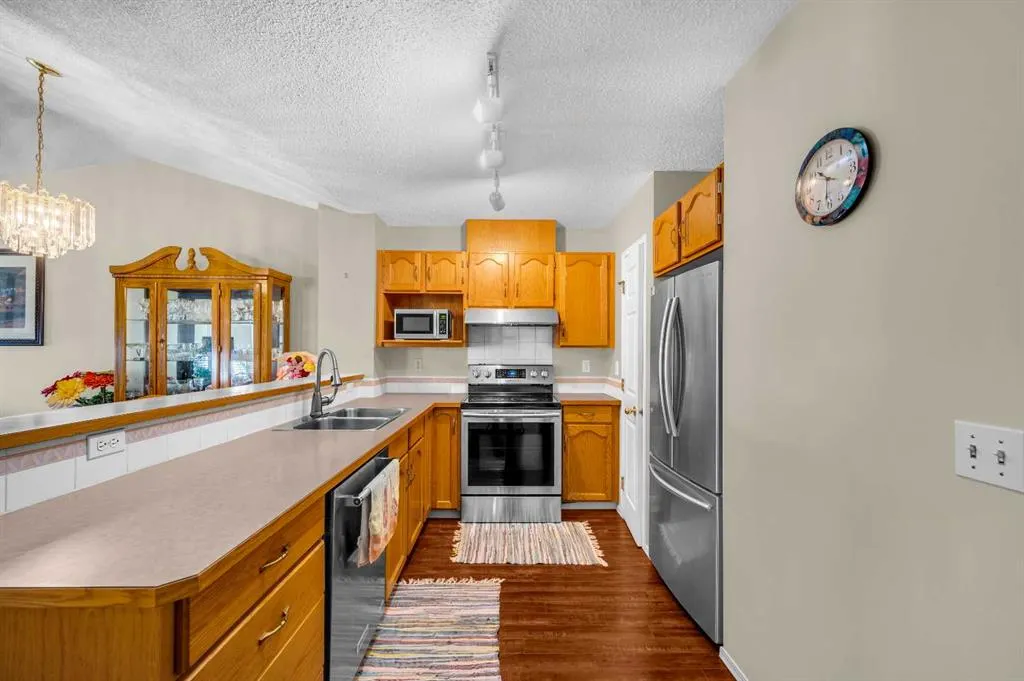 65 Tararidge Circle NE