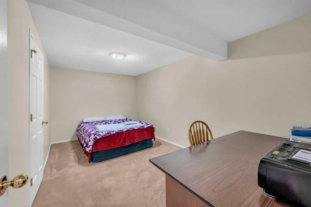 65 Tararidge Circle NE