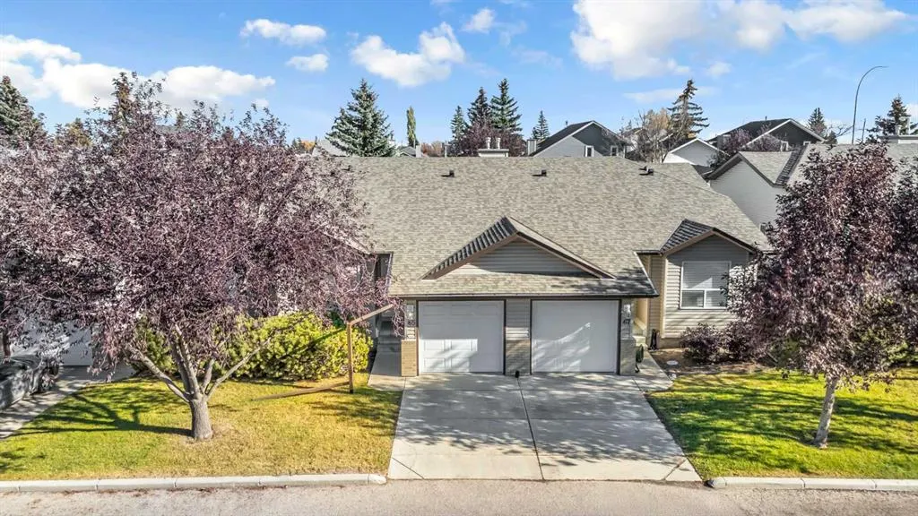 65 Tararidge Circle NE