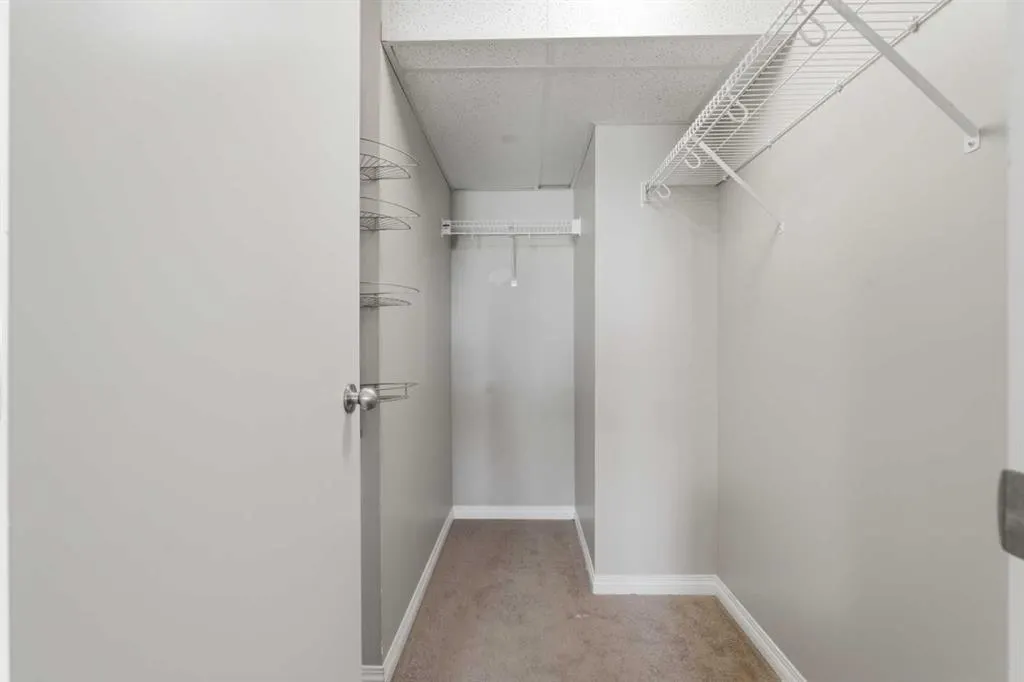 2000 Applevillage Court SE, #203