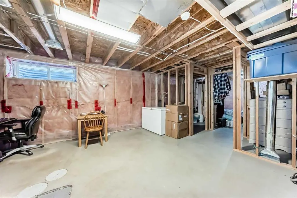 201 Cranberry Square SE