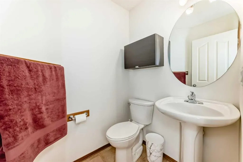 201 Cranberry Square SE