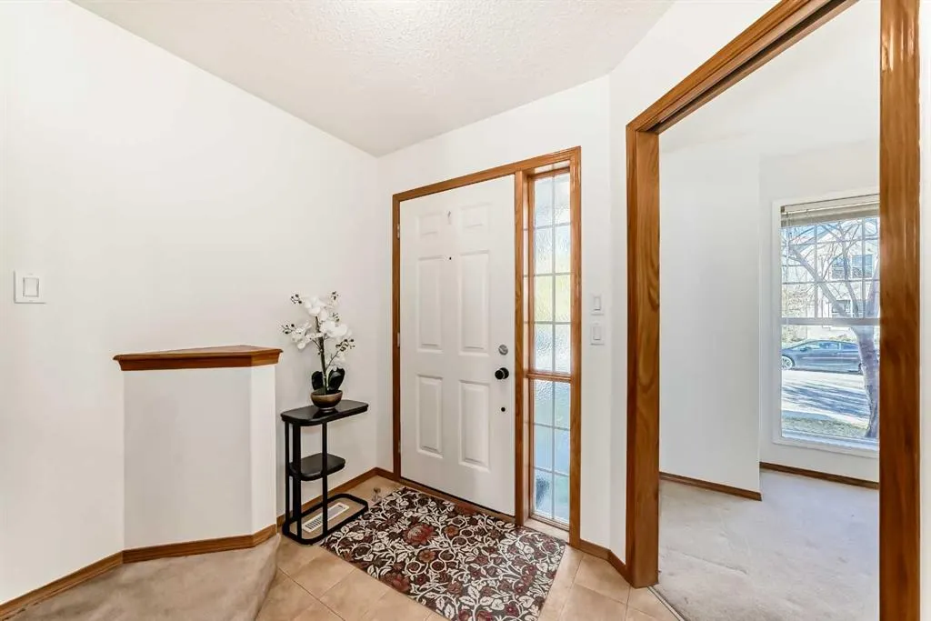 201 Cranberry Square SE