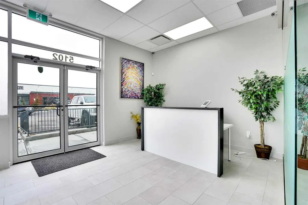 2255 32 Street NE, #5102