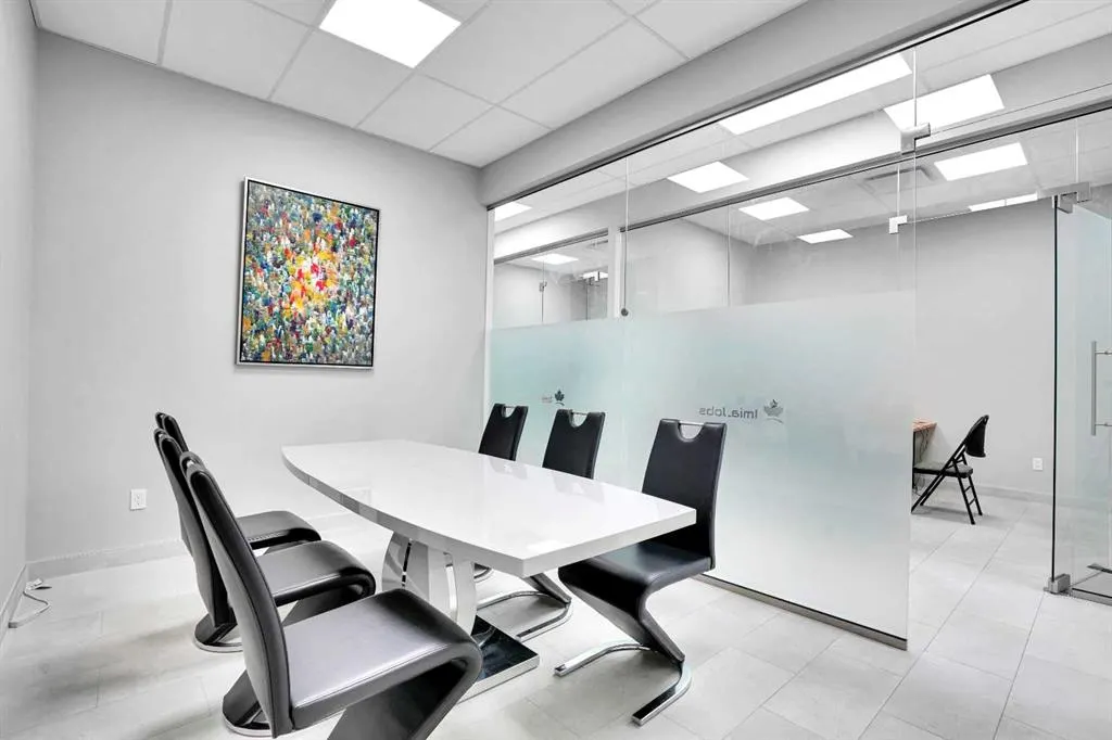 2255 32 Street NE, #5102