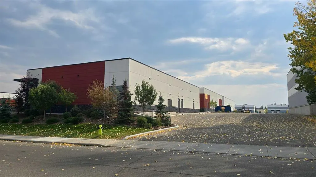 2255 32 Street NE, #5102