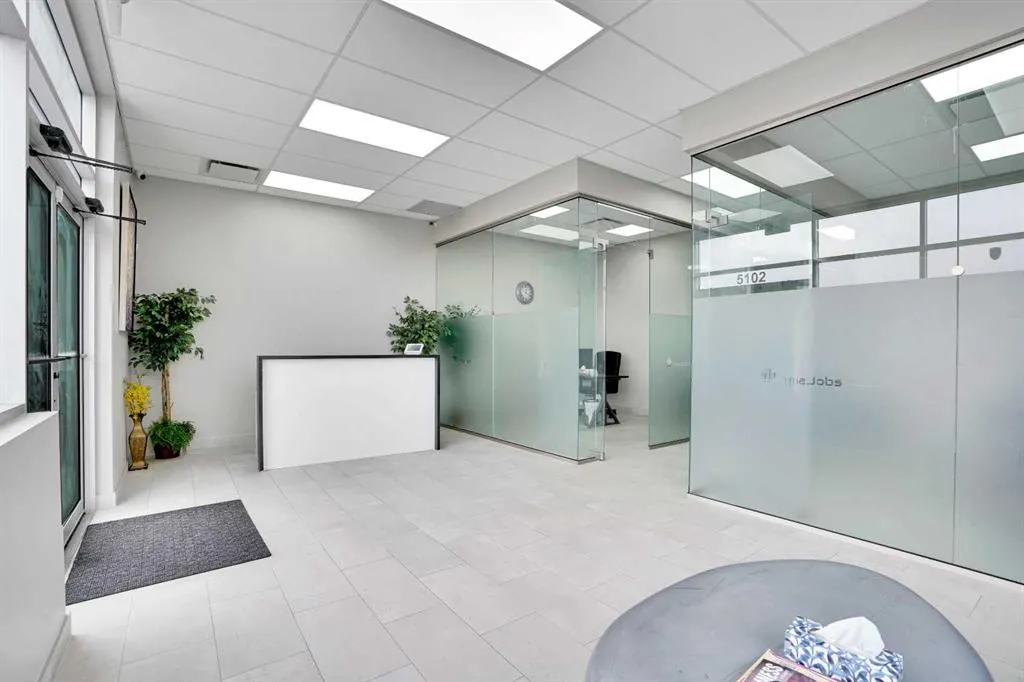 2255 32 Street NE, #5102