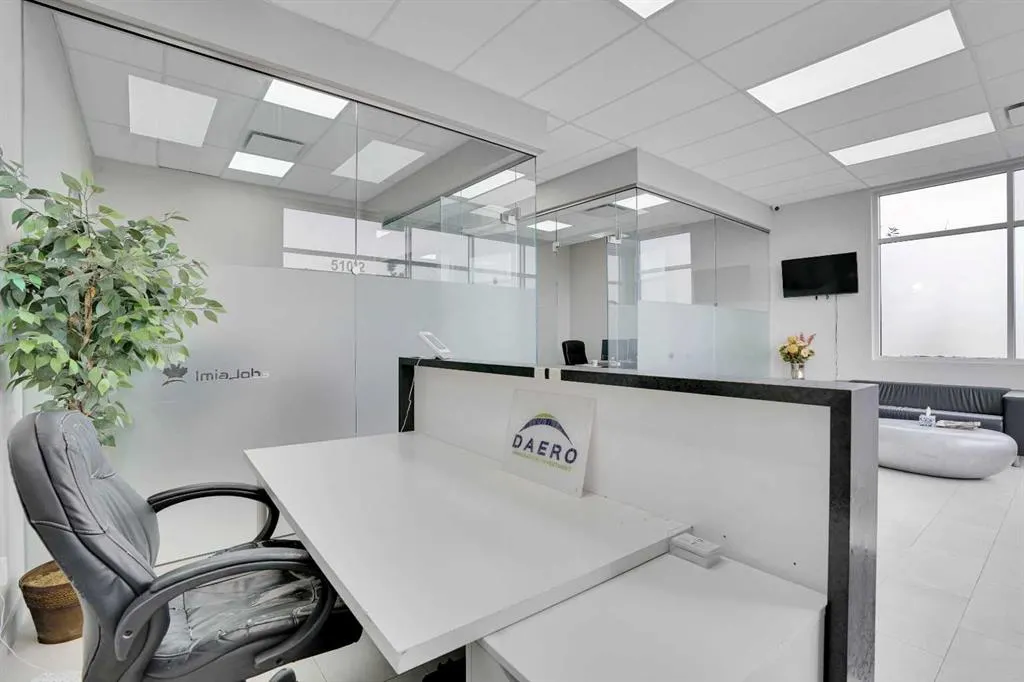 2255 32 Street NE, #5102