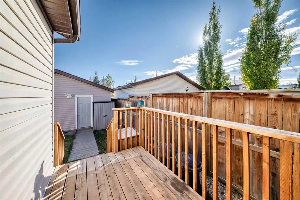 71 Sage Hill Way NW