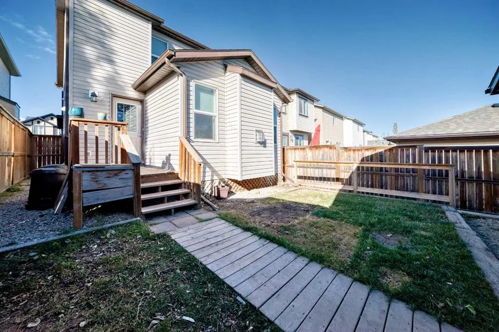 71 Sage Hill Way NW