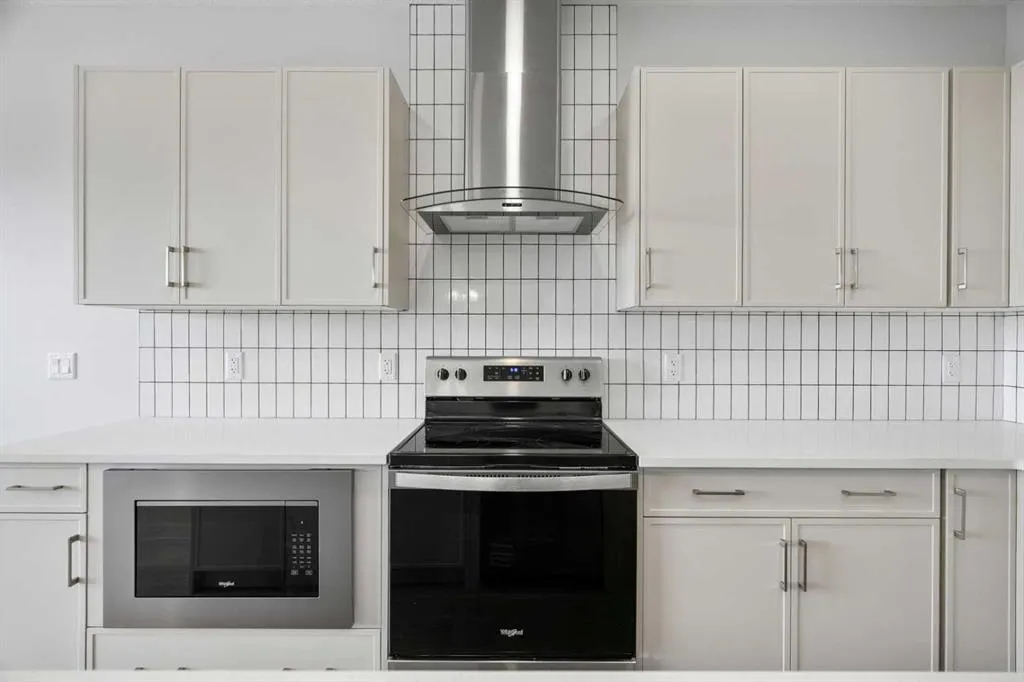 80 Carringvue Place NW