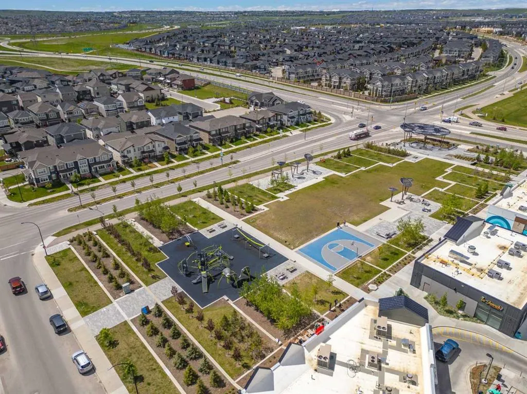 80 Carringvue Place NW