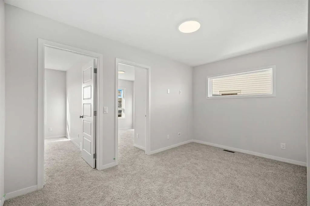 80 Carringvue Place NW