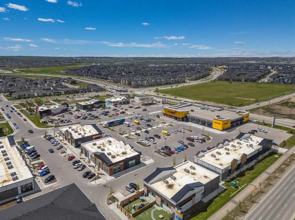 80 Carringvue Place NW