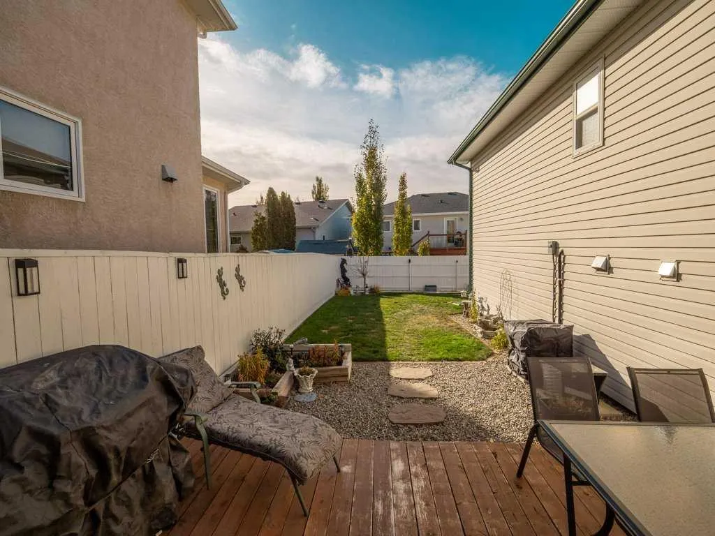 159 Cougar Crescent N