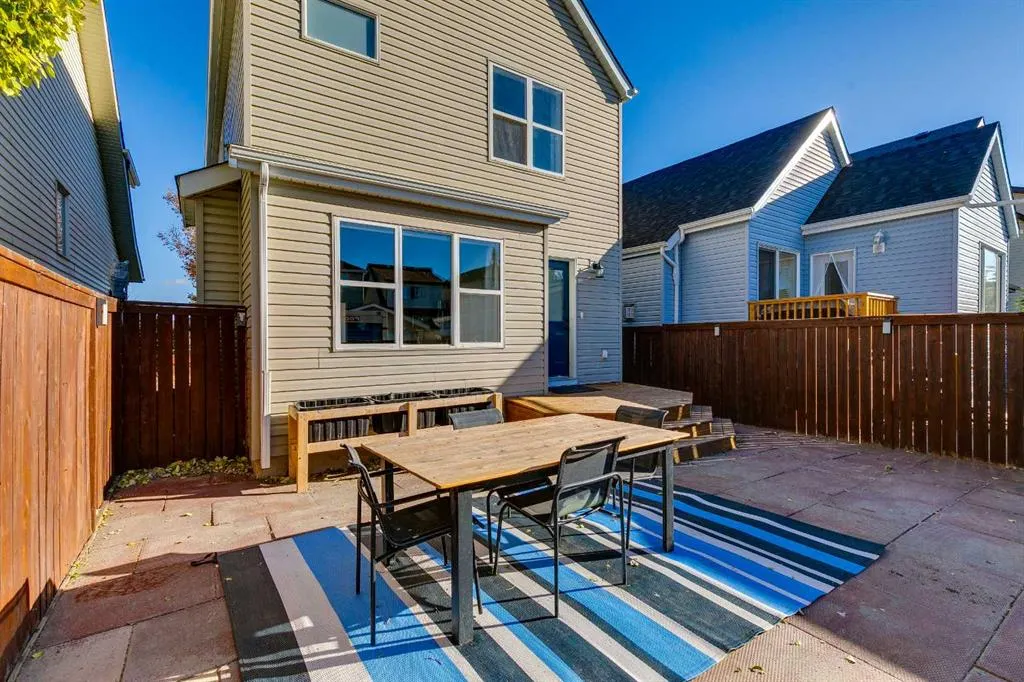 144 Copperstone Terrace SE