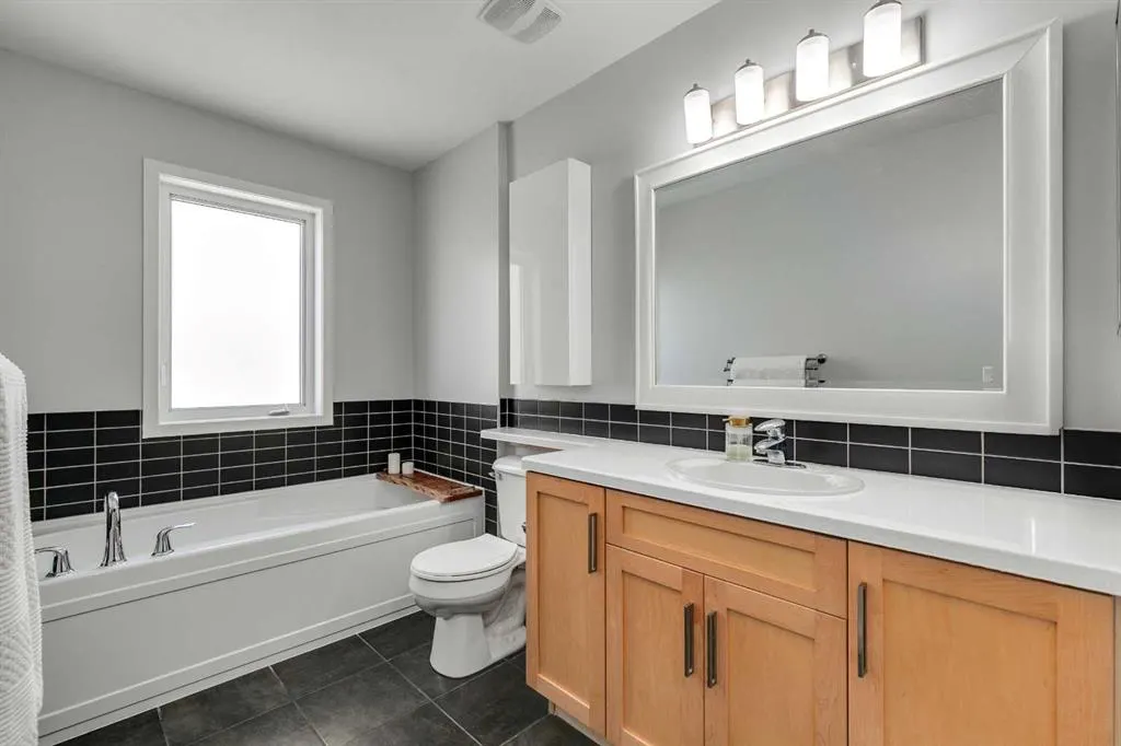 144 Copperstone Terrace SE