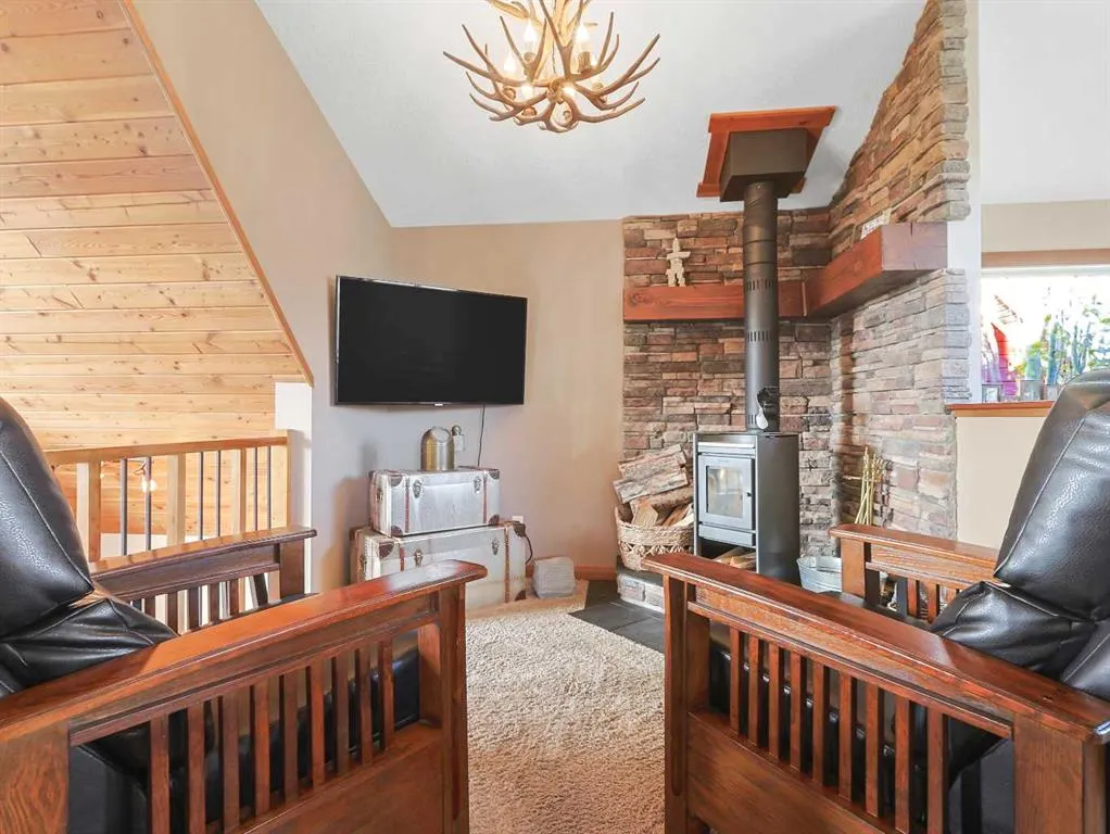 256 CottageClub Crescent