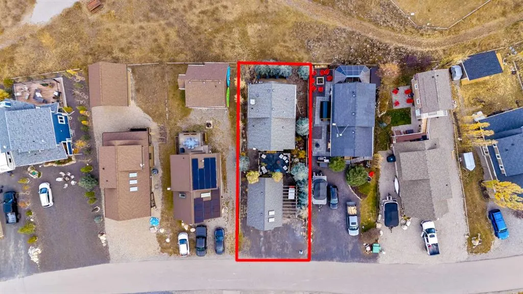 256 CottageClub Crescent