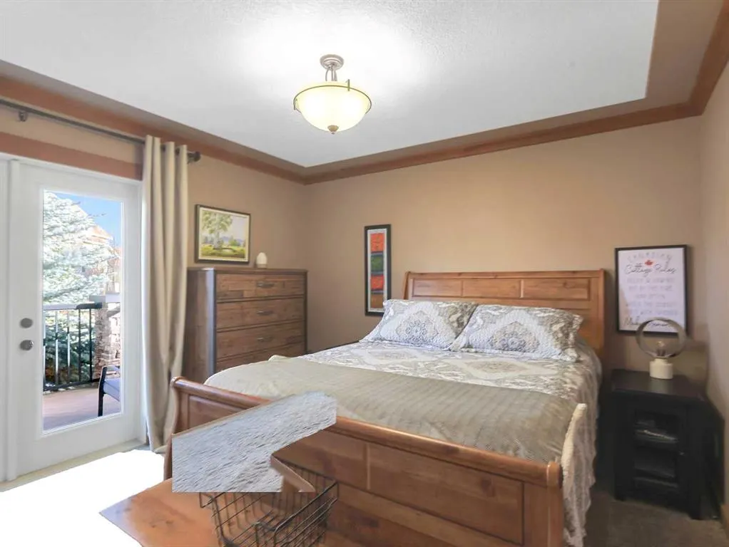 256 CottageClub Crescent