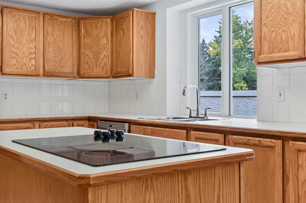 3 Pump Hill Landing SW